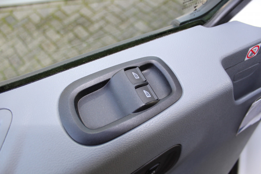 Ford Transit 290 2.0-105pk TDCI L2H2 Ambiente. Compleet ingerichte Ford Transit ! Camera, pdc v+a, airco, ladder achterd., opstaptrede met trekhaak, imperiaal met ladder, omvormer naar 220V, etc etc. Ford Transit 290 2.0-105pk TDCI L2H2 Ambiente. Compleet ingerichte Ford Transit ! Camera, pdc v+a, airco, ladder achterd., opstaptrede met trekhaak, imperiaal met ladder, omvormer naar 220V, etc etc.