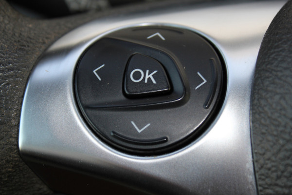 Ford Transit 290 2.0-105pk TDCI L2H2 Ambiente. Compleet ingerichte Ford Transit ! Camera, pdc v+a, airco, ladder achterd., opstaptrede met trekhaak, imperiaal met ladder, omvormer naar 220V, etc etc. Ford Transit 290 2.0-105pk TDCI L2H2 Ambiente. Compleet ingerichte Ford Transit ! Camera, pdc v+a, airco, ladder achterd., opstaptrede met trekhaak, imperiaal met ladder, omvormer naar 220V, etc etc.