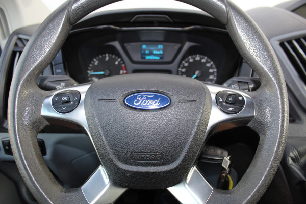 Ford Transit 290 2.0-105pk TDCI L2H2 Ambiente. Compleet ingerichte Ford Transit ! Camera, pdc v+a, airco, ladder achterd., opstaptrede met trekhaak, imperiaal met ladder, omvormer naar 220V, etc etc. Ford Transit 290 2.0-105pk TDCI L2H2 Ambiente. Compleet ingerichte Ford Transit ! Camera, pdc v+a, airco, ladder achterd., opstaptrede met trekhaak, imperiaal met ladder, omvormer naar 220V, etc etc.