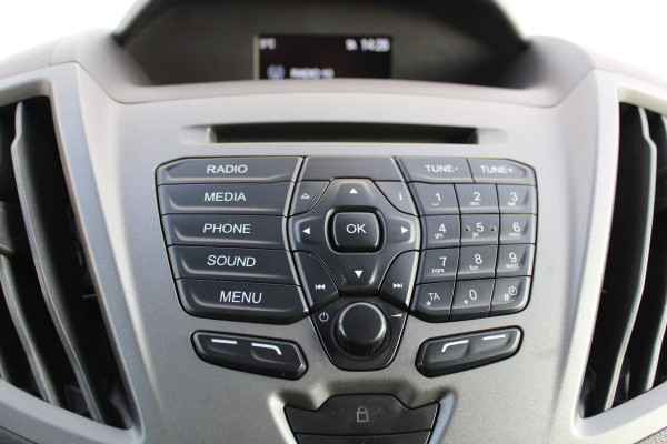 Ford Transit 290 2.0-105pk TDCI L2H2 Ambiente. Compleet ingerichte Ford Transit ! Camera, pdc v+a, airco, ladder achterd., opstaptrede met trekhaak, imperiaal met ladder, omvormer naar 220V, etc etc. Ford Transit 290 2.0-105pk TDCI L2H2 Ambiente. Compleet ingerichte Ford Transit ! Camera, pdc v+a, airco, ladder achterd., opstaptrede met trekhaak, imperiaal met ladder, omvormer naar 220V, etc etc.