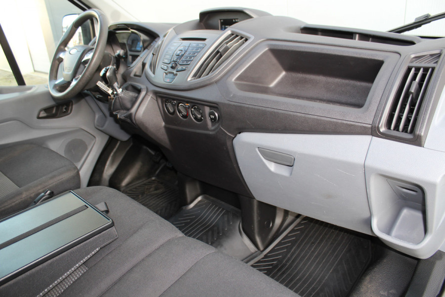 Ford Transit 290 2.0-105pk TDCI L2H2 Ambiente. Compleet ingerichte Ford Transit ! Camera, pdc v+a, airco, ladder achterd., opstaptrede met trekhaak, imperiaal met ladder, omvormer naar 220V, etc etc. Ford Transit 290 2.0-105pk TDCI L2H2 Ambiente. Compleet ingerichte Ford Transit ! Camera, pdc v+a, airco, ladder achterd., opstaptrede met trekhaak, imperiaal met ladder, omvormer naar 220V, etc etc.