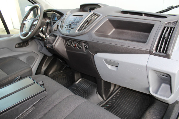 Ford Transit 290 2.0-105pk TDCI L2H2 Ambiente. Compleet ingerichte Ford Transit ! Camera, pdc v+a, airco, ladder achterd., opstaptrede met trekhaak, imperiaal met ladder, omvormer naar 220V, etc etc. Ford Transit 290 2.0-105pk TDCI L2H2 Ambiente. Compleet ingerichte Ford Transit ! Camera, pdc v+a, airco, ladder achterd., opstaptrede met trekhaak, imperiaal met ladder, omvormer naar 220V, etc etc.