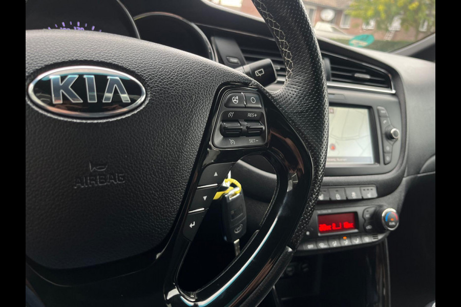 Kia cee'd Sportswagon 1.0 T-GDi GT-Line, Pano, Navi, Camera, Cruise, Bluetooth, NAP