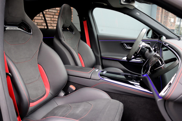 Mercedes-Benz E-Klasse AMG 53 4MATIC+ Premium+ | MBUX Hyperscreen | Achterasbesturing | Distronic | AMG Drivers Package | Burmester | Digital Light | Stoelverwarming V+A | Performance-Stoel |
