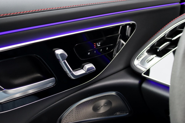 Mercedes-Benz E-Klasse AMG 53 4MATIC+ Premium+ | MBUX Hyperscreen | Achterasbesturing | Distronic | AMG Drivers Package | Burmester | Digital Light | Stoelverwarming V+A | Performance-Stoel |