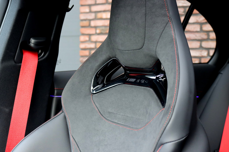 Mercedes-Benz E-Klasse AMG 53 4MATIC+ Premium+ | MBUX Hyperscreen | Achterasbesturing | Distronic | AMG Drivers Package | Burmester | Digital Light | Stoelverwarming V+A | Performance-Stoel |