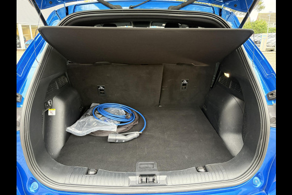 Ford Kuga 2.5 PHEV ST-Line | Wegklapbare trekhaak | Winter Pack | 2.100kg trekgewicht Ford Kuga 2.5 PHEV ST-Line | Wegklapbare trekhaak | Winter Pack | 2.100kg trekgewicht