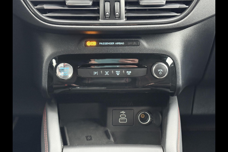 Ford Kuga 2.5 PHEV ST-Line | Wegklapbare trekhaak | Winter Pack | 2.100kg trekgewicht Ford Kuga 2.5 PHEV ST-Line | Wegklapbare trekhaak | Winter Pack | 2.100kg trekgewicht