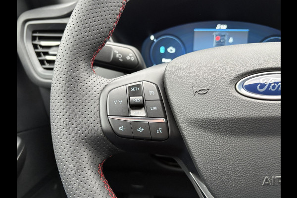 Ford Kuga 2.5 PHEV ST-Line | Wegklapbare trekhaak | Winter Pack | 2.100kg trekgewicht Ford Kuga 2.5 PHEV ST-Line | Wegklapbare trekhaak | Winter Pack | 2.100kg trekgewicht