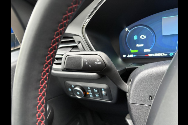 Ford Kuga 2.5 PHEV ST-Line | Wegklapbare trekhaak | Winter Pack | 2.100kg trekgewicht Ford Kuga 2.5 PHEV ST-Line | Wegklapbare trekhaak | Winter Pack | 2.100kg trekgewicht
