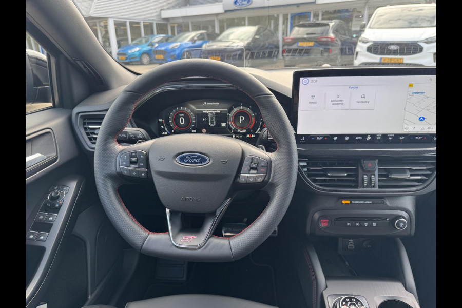 Ford Focus 2.3 EcoBoost ST-3 | 280pk Automaat |  Performance Pack | AGR-stoelen | Winter Pack | Adaptive cruise control | Head up Display | Camera