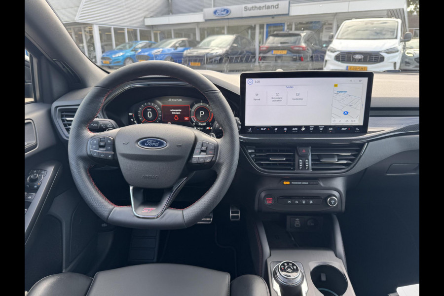 Ford Focus 2.3 EcoBoost ST-3 | 280pk Automaat |  Performance Pack | AGR-stoelen | Winter Pack | Adaptive cruise control | Head up Display | Camera