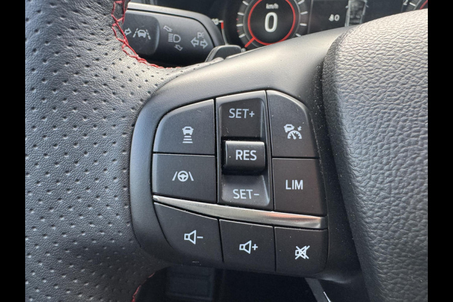 Ford Focus 2.3 EcoBoost ST-3 | 280pk Automaat |  Performance Pack | AGR-stoelen | Winter Pack | Adaptive cruise control | Head up Display | Camera