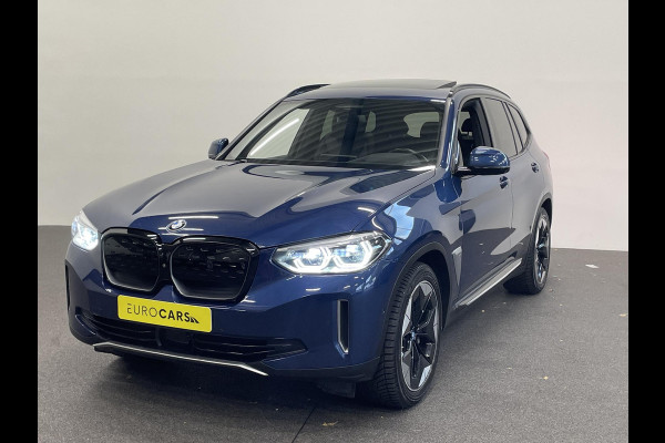 BMW iX3 High Executive 80 kWh EV Leder Navi Carplay/Androidauto Sensoren voor en achter 360 Camera Full Led Pano Dak Head-Up display Harman Kardon Adaptieve Cruise Control