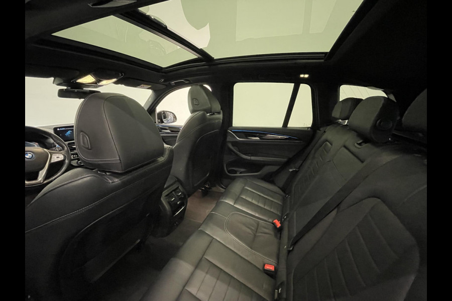 BMW iX3 High Executive 80 kWh EV Leder Navi Carplay/Androidauto Sensoren voor en achter 360 Camera Full Led Pano Dak Head-Up display Harman Kardon Adaptieve Cruise Control