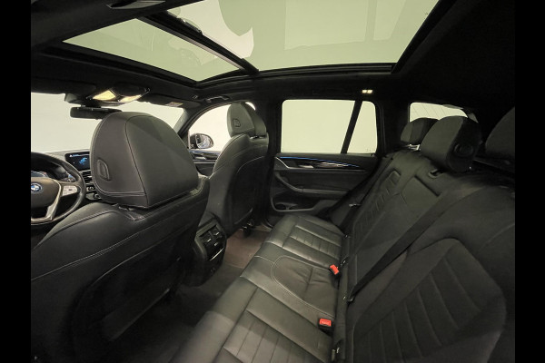 BMW iX3 High Executive 80 kWh EV Leder Navi Carplay/Androidauto Sensoren voor en achter 360 Camera Full Led Pano Dak Head-Up display Harman Kardon Adaptieve Cruise Control