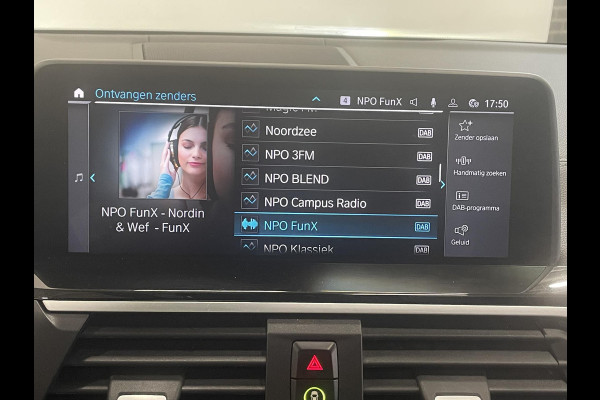 BMW iX3 High Executive 80 kWh EV Leder Navi Carplay/Androidauto Sensoren voor en achter 360 Camera Full Led Pano Dak Head-Up display Harman Kardon Adaptieve Cruise Control