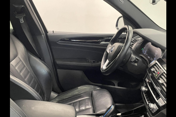 BMW iX3 High Executive 80 kWh EV Leder Navi Carplay/Androidauto Sensoren voor en achter 360 Camera Full Led Pano Dak Head-Up display Harman Kardon Adaptieve Cruise Control