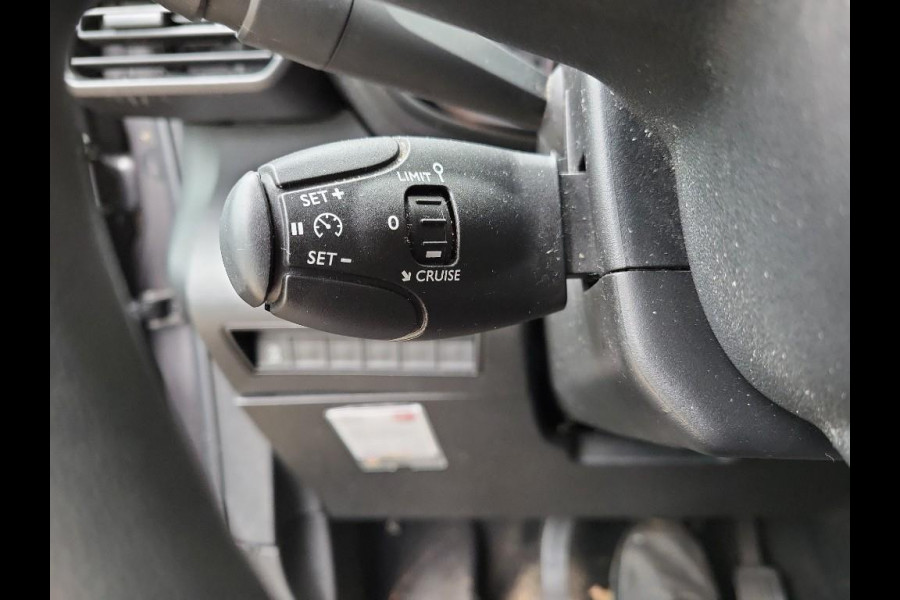 Toyota PROACE CITY 1.5 D-4D Cool Toyota PROACE CITY 1.5 D-4D Cool
