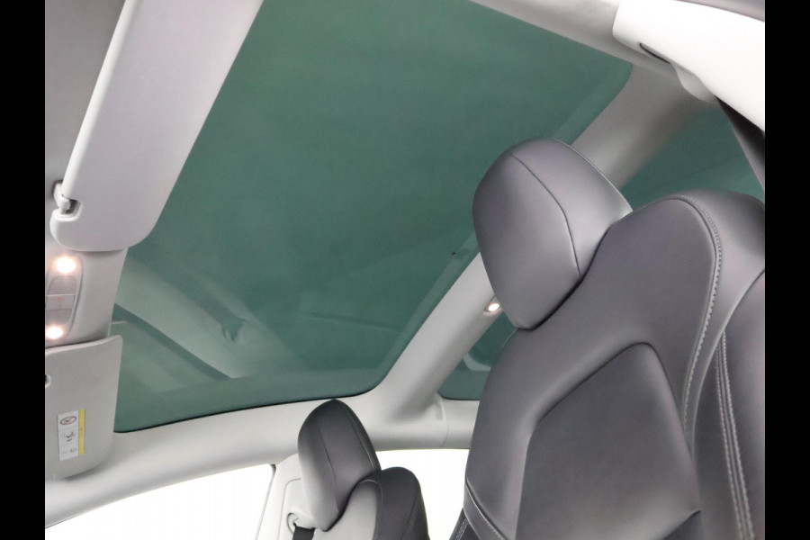 Tesla Model 3 BLACKLINE BI-TONE PANO STD ACCUTEST 86% RWD 60 kWH LEDER.NAVI.CAMERA.AUTOPILOT, STOELVERWARMING EN NOG VEEL MEER! Tesla Model 3 BLACKLINE BI-TONE PANO STD ACCUTEST 86% RWD 60 kWH LEDER.NAVI.CAMERA.AUTOPILOT, STOELVERWARMING EN NOG VEEL MEER!
