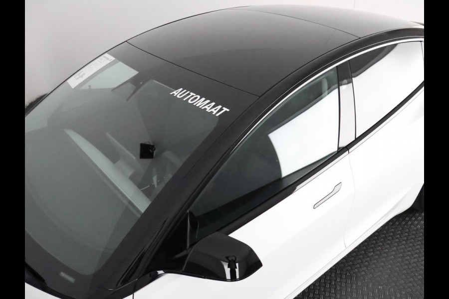 Tesla Model 3 BLACKLINE BI-TONE PANO STD ACCUTEST 86% RWD 60 kWH LEDER.NAVI.CAMERA.AUTOPILOT, STOELVERWARMING EN NOG VEEL MEER! Tesla Model 3 BLACKLINE BI-TONE PANO STD ACCUTEST 86% RWD 60 kWH LEDER.NAVI.CAMERA.AUTOPILOT, STOELVERWARMING EN NOG VEEL MEER!