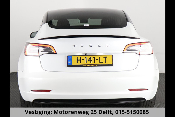 Tesla Model 3 BLACKLINE BI-TONE PANO STD ACCUTEST 86% RWD 60 kWH LEDER.NAVI.CAMERA.AUTOPILOT, STOELVERWARMING EN NOG VEEL MEER! Tesla Model 3 BLACKLINE BI-TONE PANO STD ACCUTEST 86% RWD 60 kWH LEDER.NAVI.CAMERA.AUTOPILOT, STOELVERWARMING EN NOG VEEL MEER!