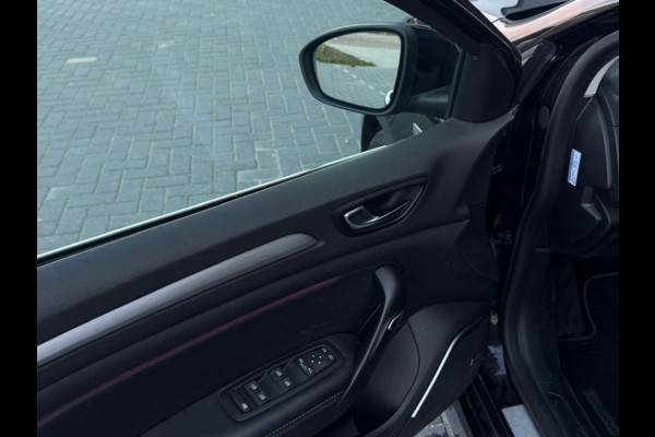 Renault MEGANE Estate 1.2 TCe Bose FULL PANO NAVI CAMERA LEDER LED PDC