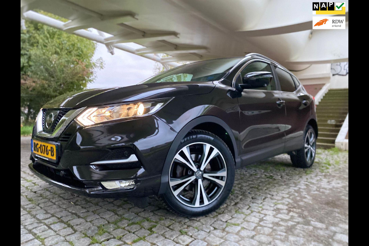 Nissan QASHQAI 1.2 N-Connecta Design Pano Nissan QASHQAI 1.2 N-Connecta Design Pano