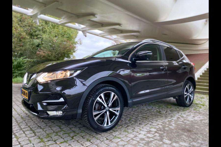 Nissan QASHQAI 1.2 N-Connecta Design Pano
