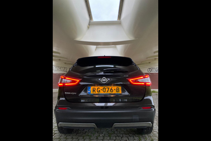 Nissan QASHQAI 1.2 N-Connecta Design Pano
