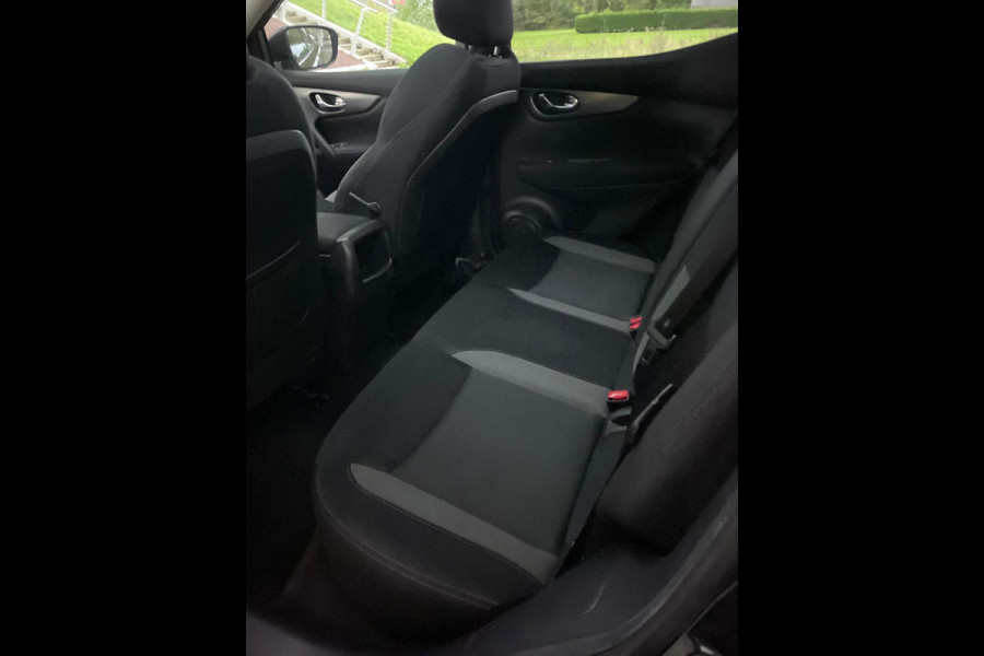 Nissan QASHQAI 1.2 N-Connecta Design Pano