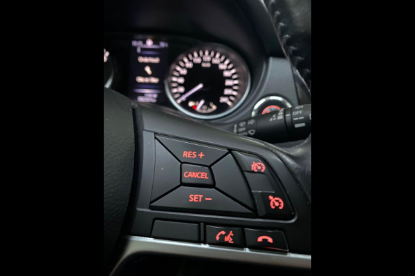 Nissan QASHQAI 1.2 N-Connecta Design Pano
