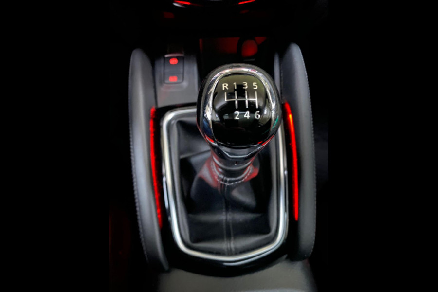 Nissan QASHQAI 1.2 N-Connecta Design Pano