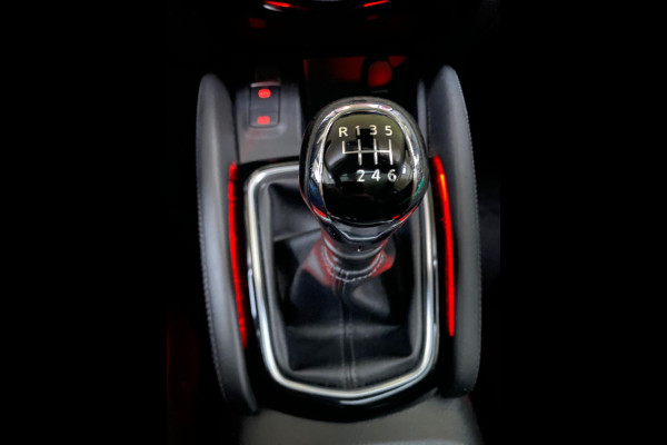 Nissan QASHQAI 1.2 N-Connecta Design Pano