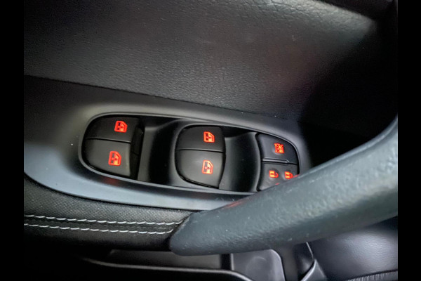 Nissan QASHQAI 1.2 N-Connecta Design Pano