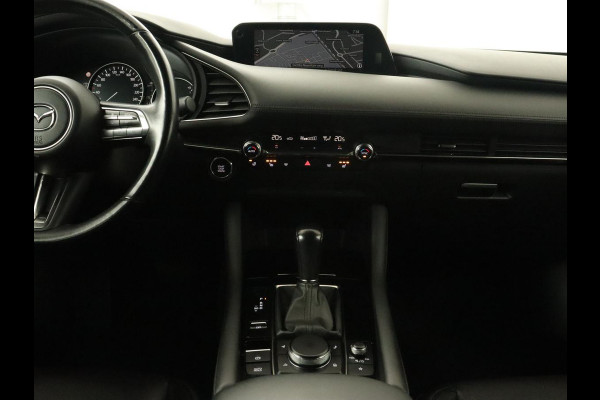 Mazda 3 2.0 SA-X Luxury | Camera | Bluetooth | Trekhaak | Automaat | Leder | Led | Stoelverwarming | Memory | Adaptive cruise | DAB | Head-up display | Bose Sound