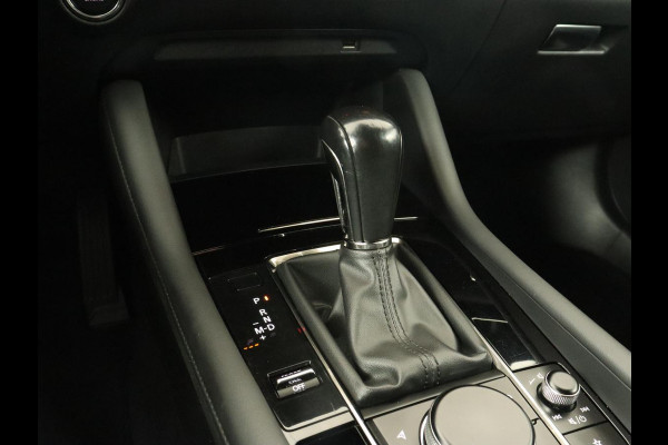 Mazda 3 2.0 SA-X Luxury | Camera | Bluetooth | Trekhaak | Automaat | Leder | Led | Stoelverwarming | Memory | Adaptive cruise | DAB | Head-up display | Bose Sound