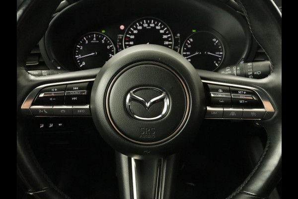 Mazda 3 2.0 SA-X Luxury | Camera | Bluetooth | Trekhaak | Automaat | Leder | Led | Stoelverwarming | Memory | Adaptive cruise | DAB | Head-up display | Bose Sound
