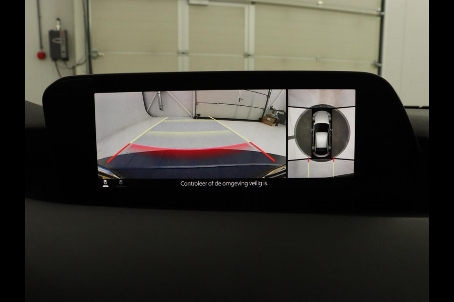 Mazda 3 2.0 SA-X Luxury | Camera | Bluetooth | Trekhaak | Automaat | Leder | Led | Stoelverwarming | Memory | Adaptive cruise | DAB | Head-up display | Bose Sound