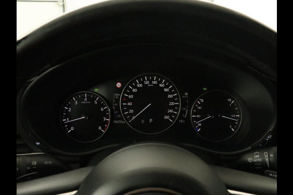 Mazda 3 2.0 SA-X Luxury | Camera | Bluetooth | Trekhaak | Automaat | Leder | Led | Stoelverwarming | Memory | Adaptive cruise | DAB | Head-up display | Bose Sound