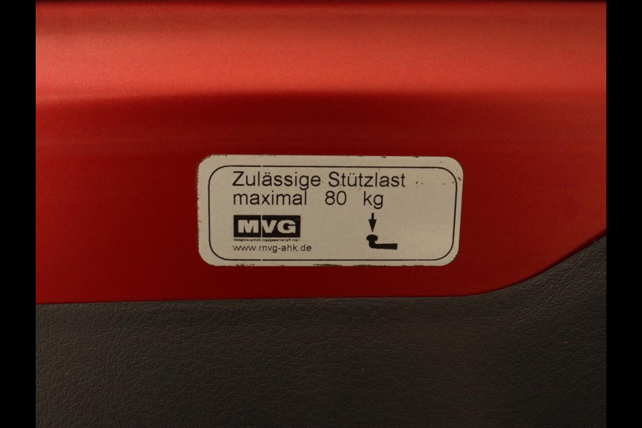 Mazda 3 2.0 SA-X Luxury | Camera | Bluetooth | Trekhaak | Automaat | Leder | Led | Stoelverwarming | Memory | Adaptive cruise | DAB | Head-up display | Bose Sound