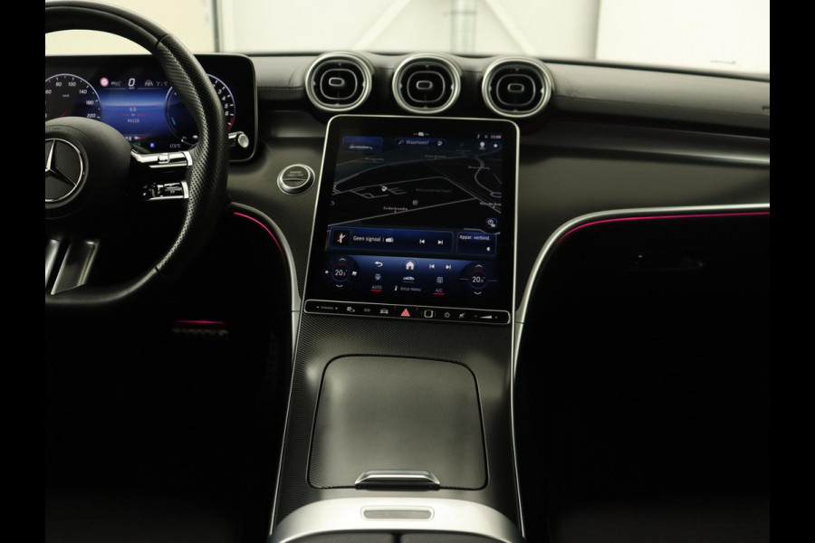 Mercedes-Benz C-Klasse 300e AMG Night | Panoramadak | Trekhaak | Sfeerverlichting | Massage | Adaptive cruise | Stoelverwarming | 360 Camera | Leder | Memory | Carplay | PHEV | Plug In Mercedes-Benz C-Klasse 300e AMG Night | Panoramadak | Trekhaak | Sfeerverlichting | Massage | Adaptive cruise | Stoelverwarming | 360 Camera | Leder | Memory | Carplay | PHEV | Plug In