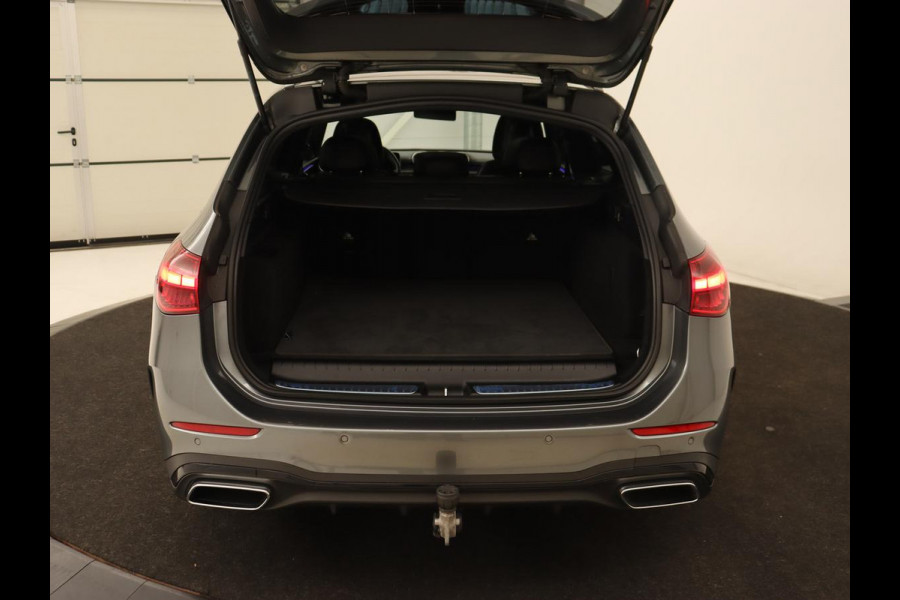 Mercedes-Benz C-Klasse 300e AMG Night | Panoramadak | Trekhaak | Sfeerverlichting | Massage | Adaptive cruise | Stoelverwarming | 360 Camera | Leder | Memory | Carplay | PHEV | Plug In Mercedes-Benz C-Klasse 300e AMG Night | Panoramadak | Trekhaak | Sfeerverlichting | Massage | Adaptive cruise | Stoelverwarming | 360 Camera | Leder | Memory | Carplay | PHEV | Plug In