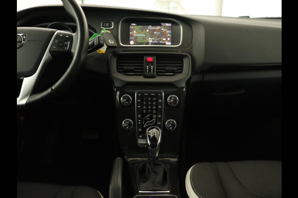 Volvo V40 1.5 T3 Dyn. Ed. | Full LED | Glazen dak | Automaat | Navigatie | Stoelverwarming | Harman/Kardon | Trekhaak