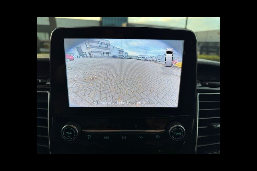 Ford Transit Custom 300 2.0 TDCI 130pk L2 H1 Limited Automaat 3persoons Airco/ECC,Navigatie,Camera 1e Eigenaar