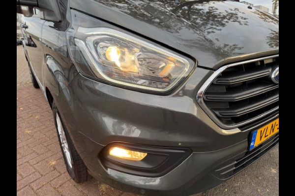 Ford Transit Custom 300 2.0 TDCI 130pk L2 H1 Limited Automaat 3persoons Airco/ECC,Navigatie,Camera 1e Eigenaar