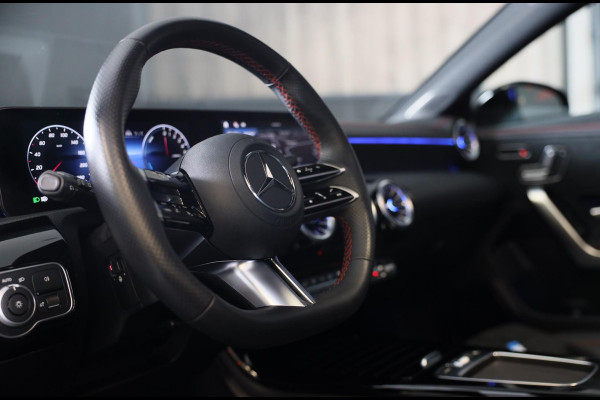 Mercedes-Benz CLA-Klasse Shooting Brake 250 e AMG 45 Look / Memory / Elek Stoelen / Acc / Head Up / 360 Camera / Pano / 20 Inch