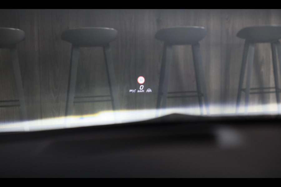 Mercedes-Benz CLA-Klasse Shooting Brake 250 e AMG 45 Look / Memory / Elek Stoelen / Acc / Head Up / 360 Camera / Pano / 20 Inch
