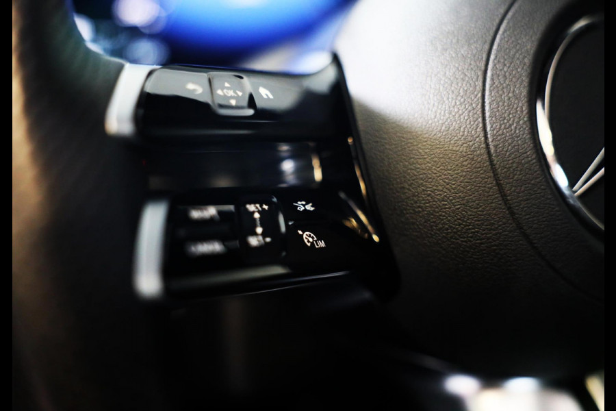 Mercedes-Benz CLA-Klasse Shooting Brake 250 e AMG 45 Look / Memory / Elek Stoelen / Acc / Head Up / 360 Camera / Pano / 20 Inch