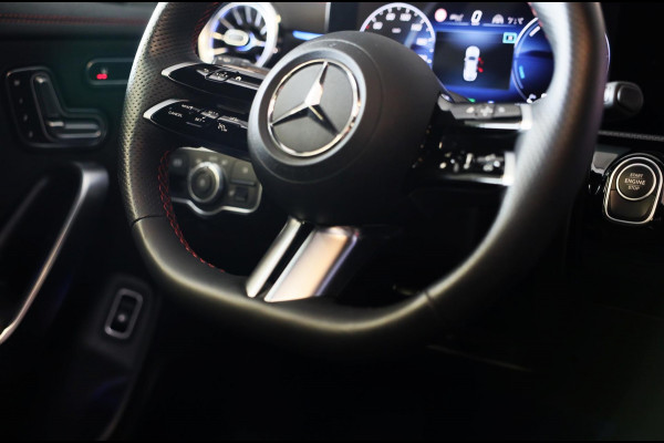 Mercedes-Benz CLA-Klasse Shooting Brake 250 e AMG 45 Look / Memory / Elek Stoelen / Acc / Head Up / 360 Camera / Pano / 20 Inch